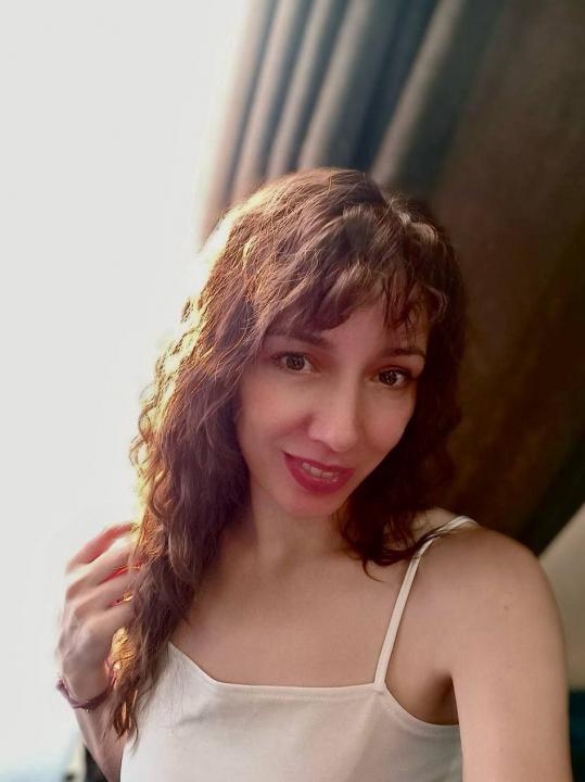 Webcam chat profile for Karlierri: Ask about my Hobbies