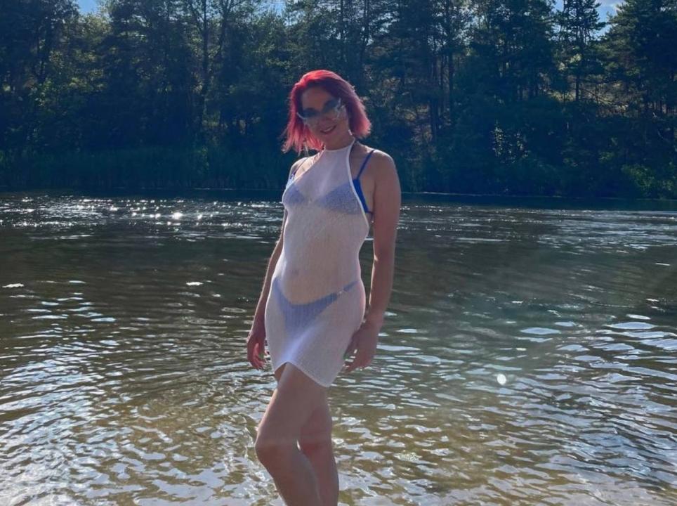 Webcam chat profile for Rosalia: Ask about my Hobbies