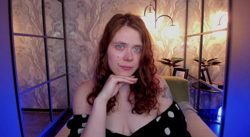 Webcam chat profile for SophiePure: Bondage & discipline
