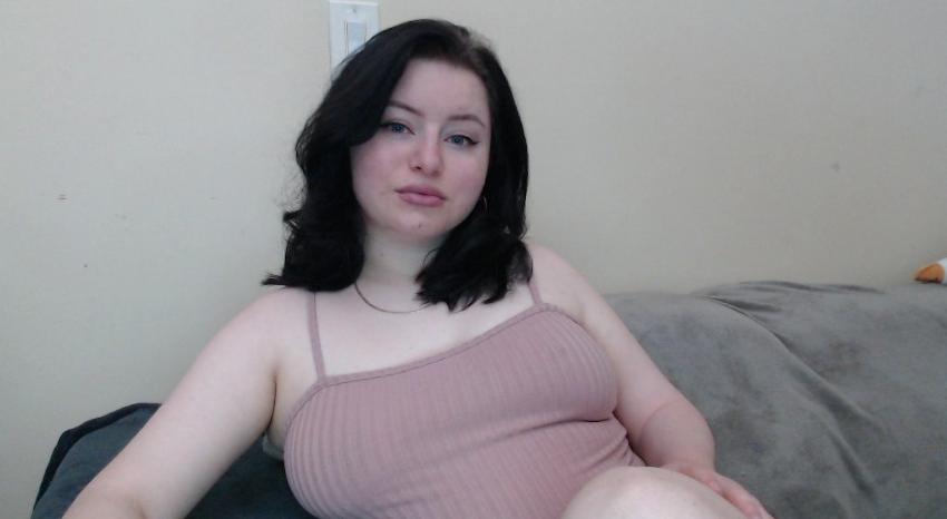 Webcam chat profile for CaramelSelma: Leather