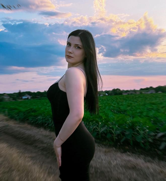 Webcam chat profile for cuteKarinaK: Cooking
