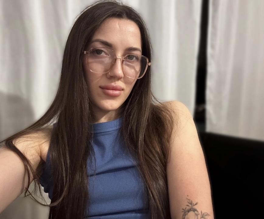 Webcam chat profile for SweetTi: Cooking