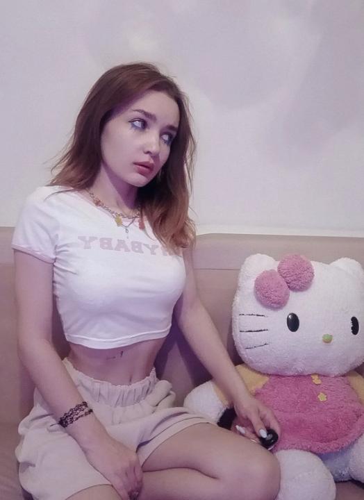 Webcam chat profile for M1argaret: Ask about my Hobbies