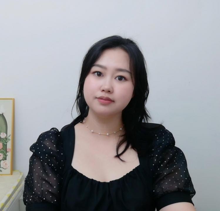 Webcam chat profile for Lrenelvy: Legs, feet & shoes