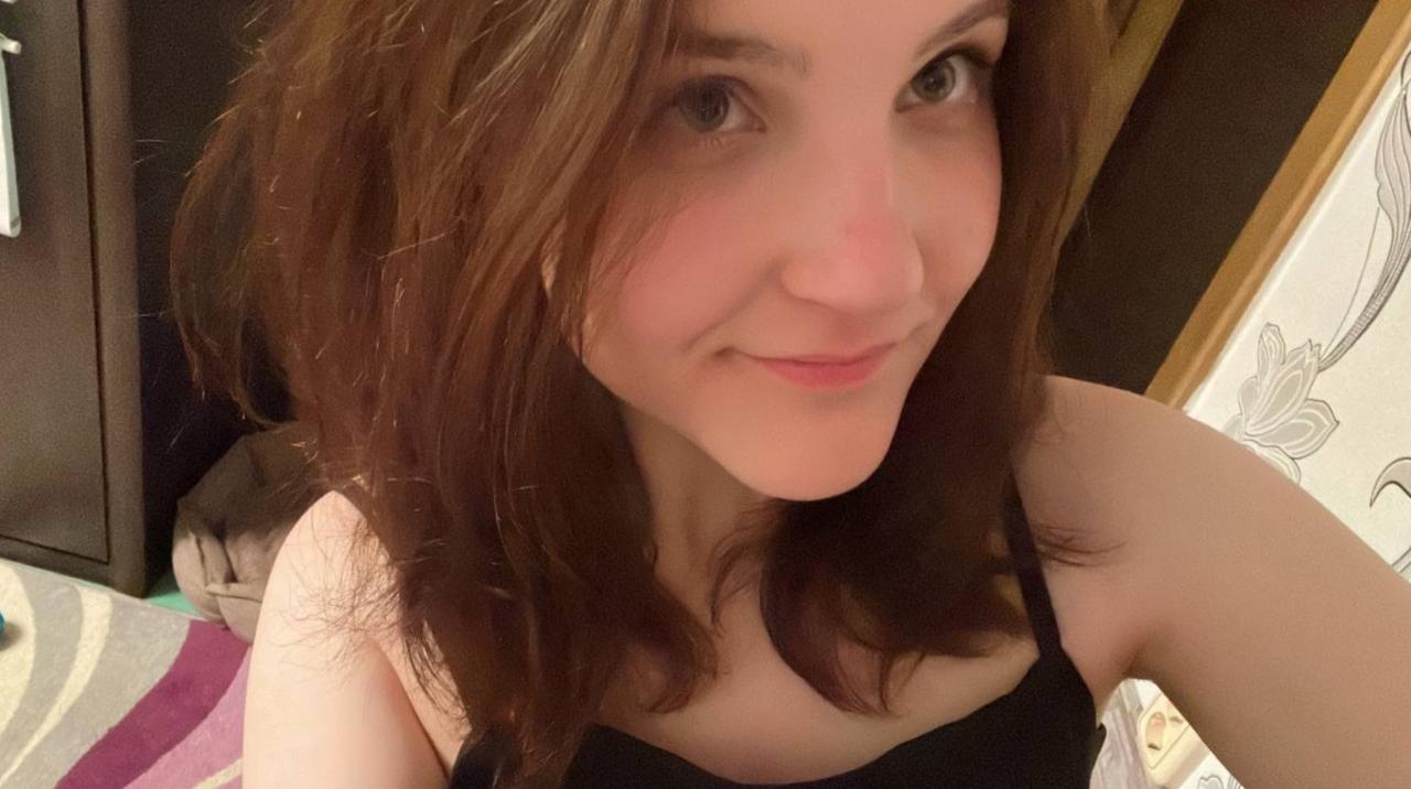 Webcam chat profile for AstralNova: Ask about my Hobbies
