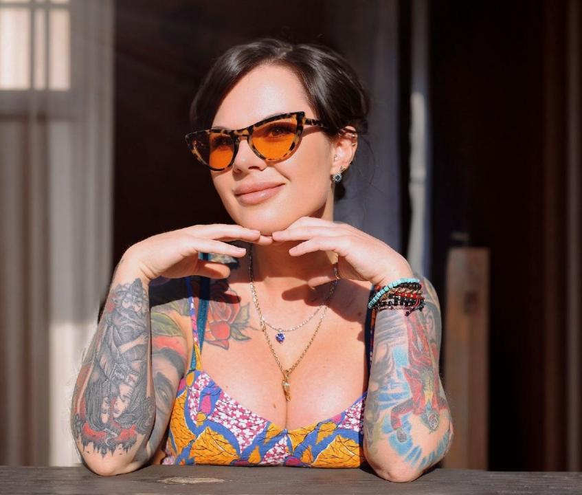 Webcam chat profile for Twinkle88: Cooking
