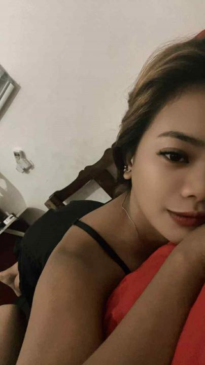 Webcam chat profile for YnahMORENA: Bondage & discipline