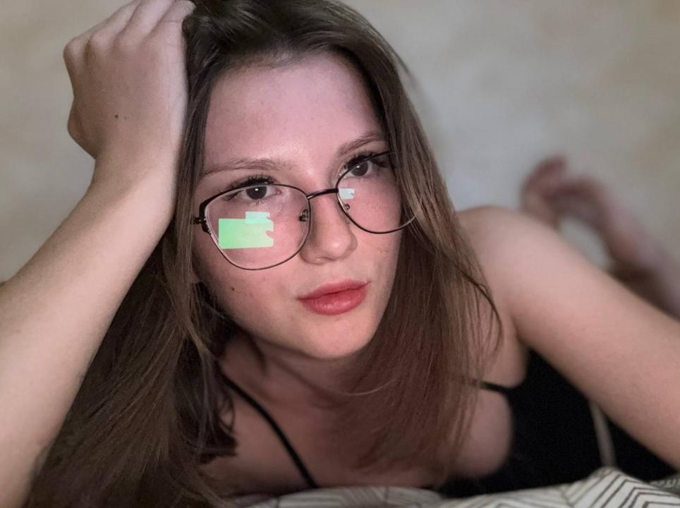 Webcam chat profile for MissSerenity: Ask about my Hobbies