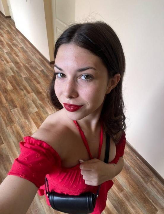Webcam chat profile for 1Bekki: Ask about my Hobbies