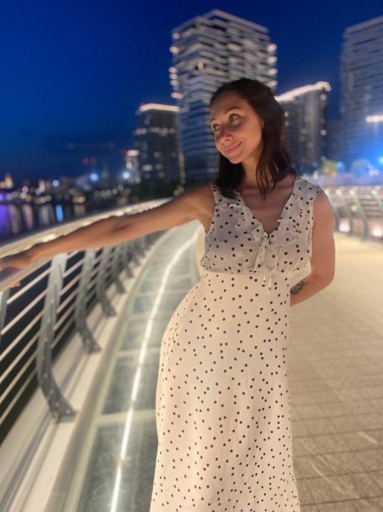 Webcam chat profile for Clarisse: Travel