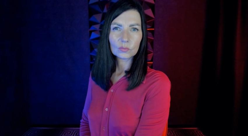 Webcam chat profile for MonicaCheerful: Dominatrix