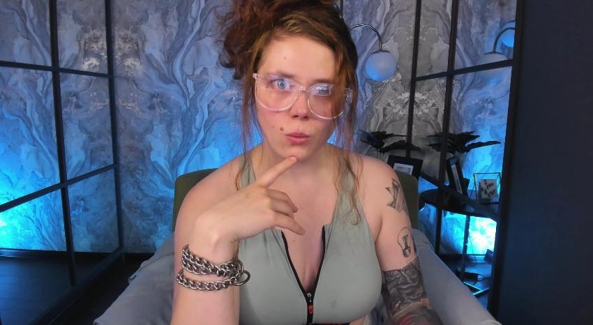 Webcam chat profile for SophiePure: Bondage & discipline