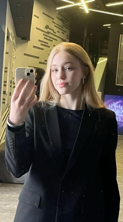 Webcam chat profile for Kriss2ti: Ask about my Hobbies