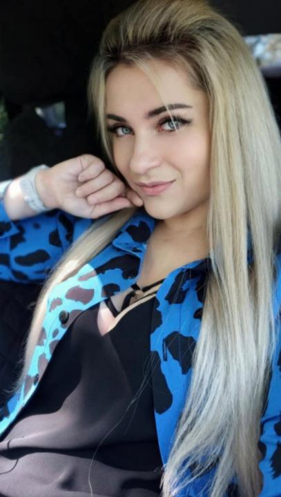 Webcam chat profile for 0Kissme: Outdoor Activities