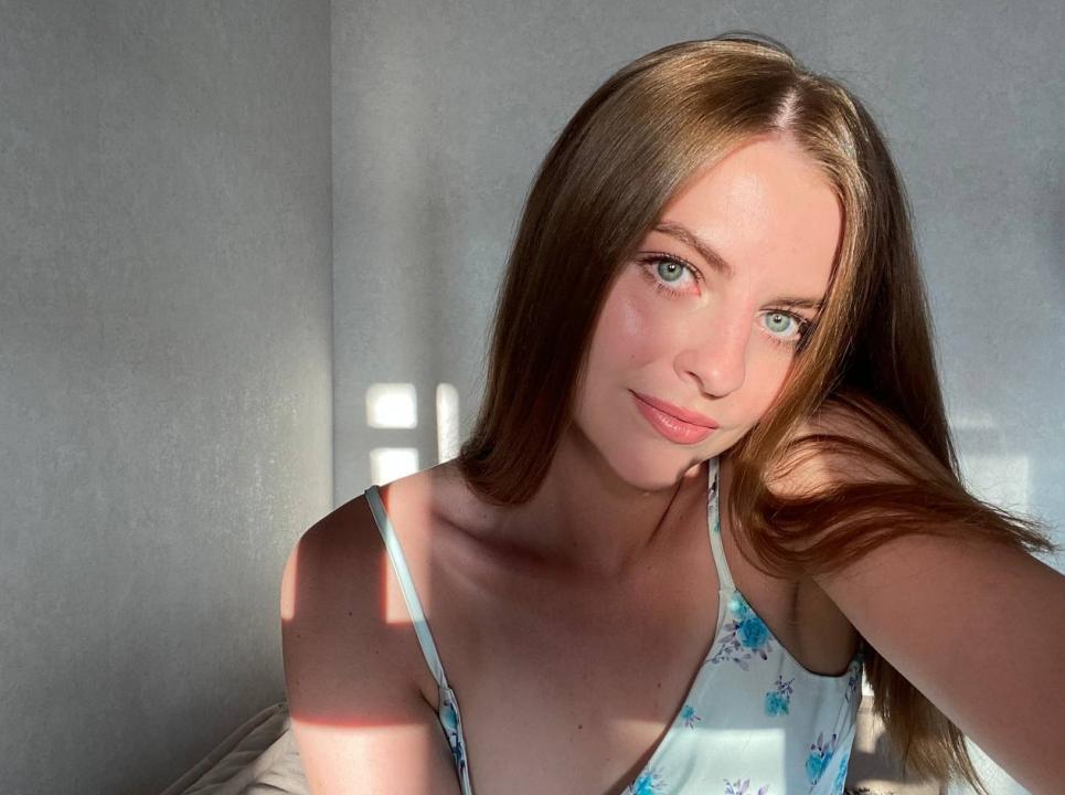 Webcam chat profile for 1HoneyBunny: Dancing