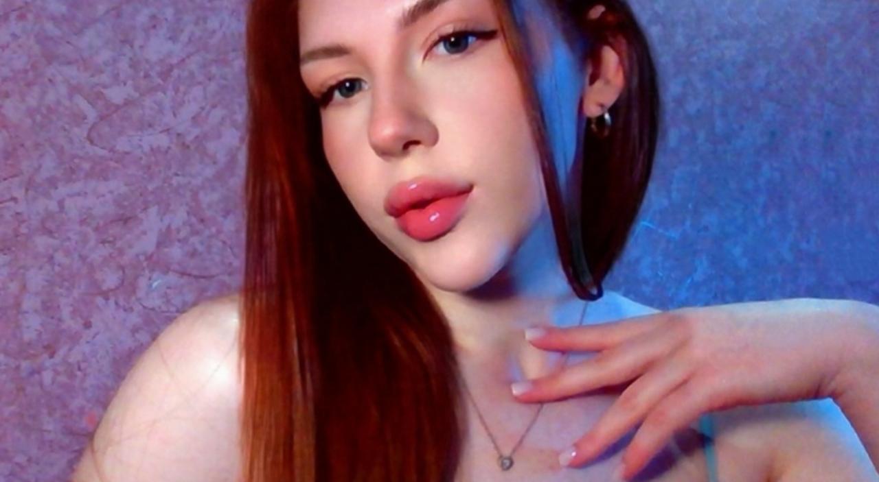Webcam chat profile for GirlLi: Cooking