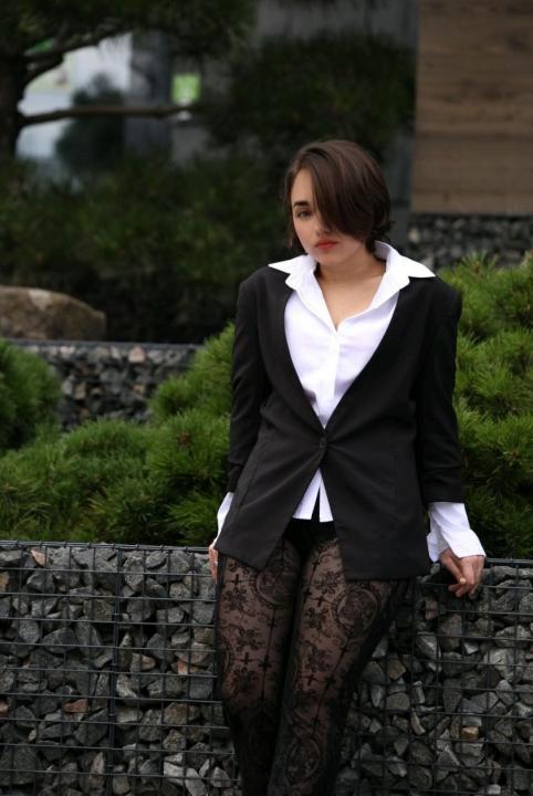 Webcam chat profile for SweetWhisper: Outfits
