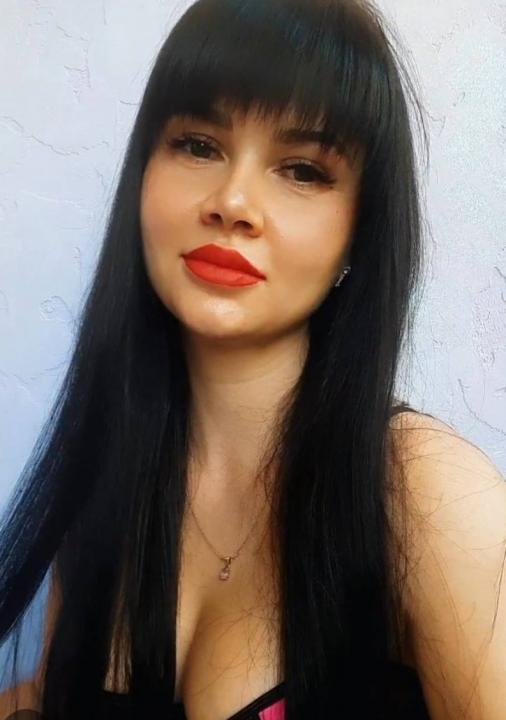 Webcam chat profile for CloudyStar: Ask about my Hobbies