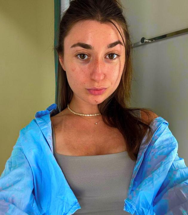 Webcam chat profile for StasyBloom: Outfits