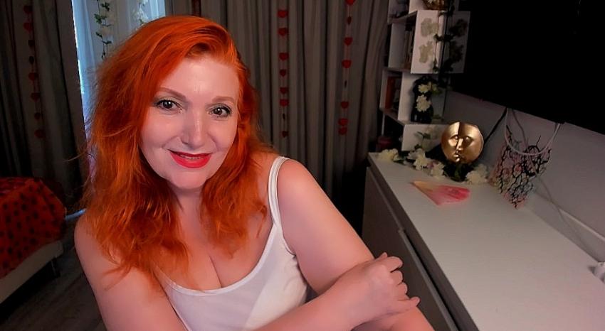 Webcam chat profile for AlmazFireFoxOne: Kissing