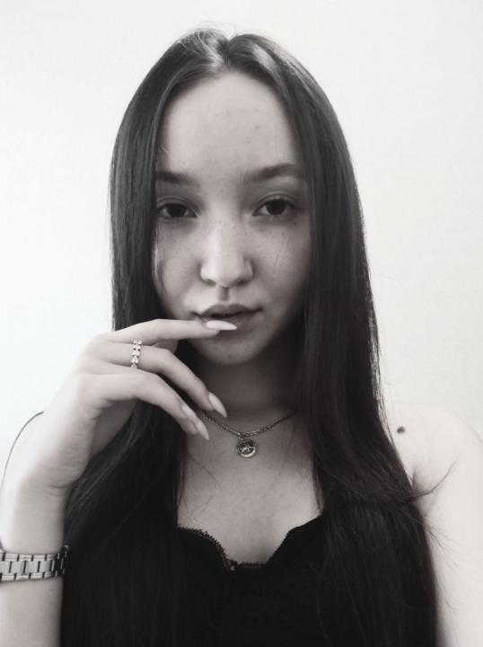 Webcam chat profile for Rossalie: Ask about my Hobbies
