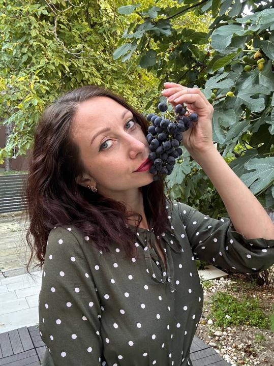 Webcam chat profile for Katarina: Travel