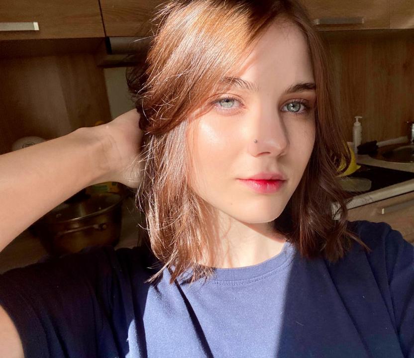 Webcam chat profile for AsyaSunshine: Outfits