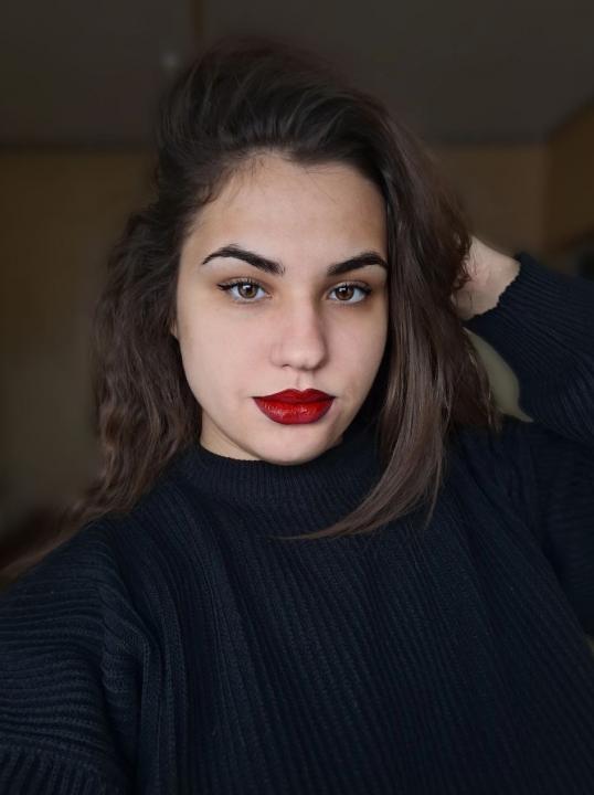Webcam chat profile for Anietta: Outfits