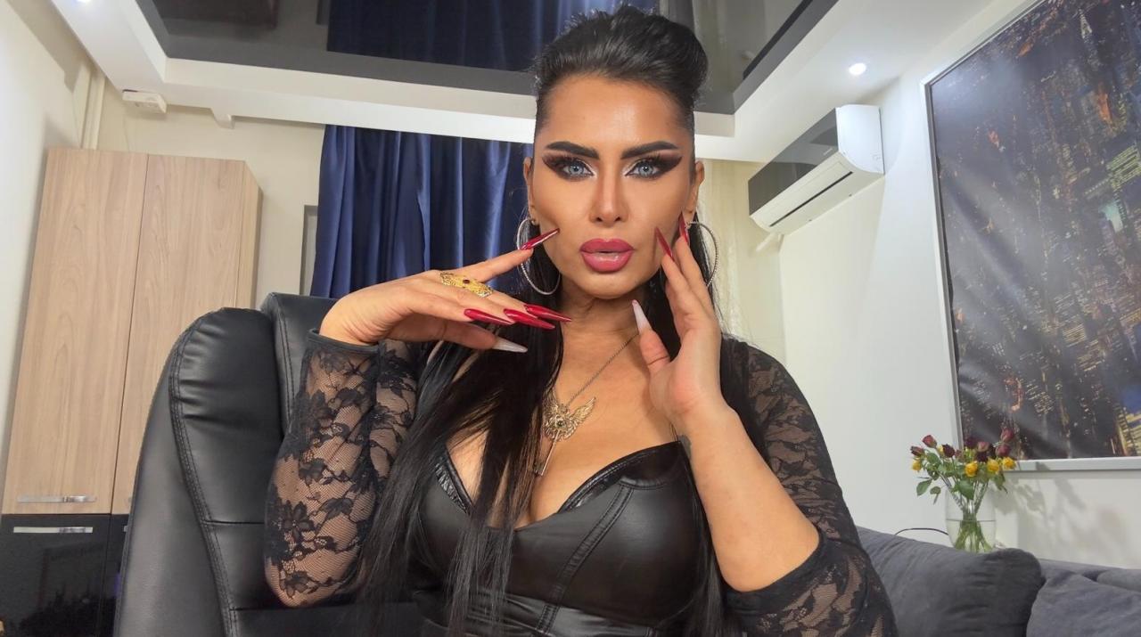 Webcam chat profile for 1BestMistress: Dominatrix