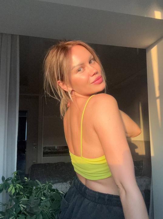 Webcam chat profile for RowanA: Ask about my Hobbies