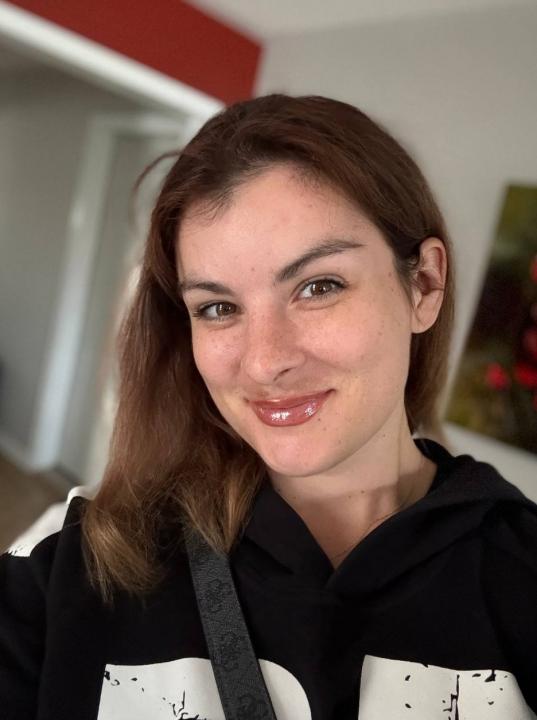 Webcam chat profile for SweetMillyGirl: Bondage & discipline