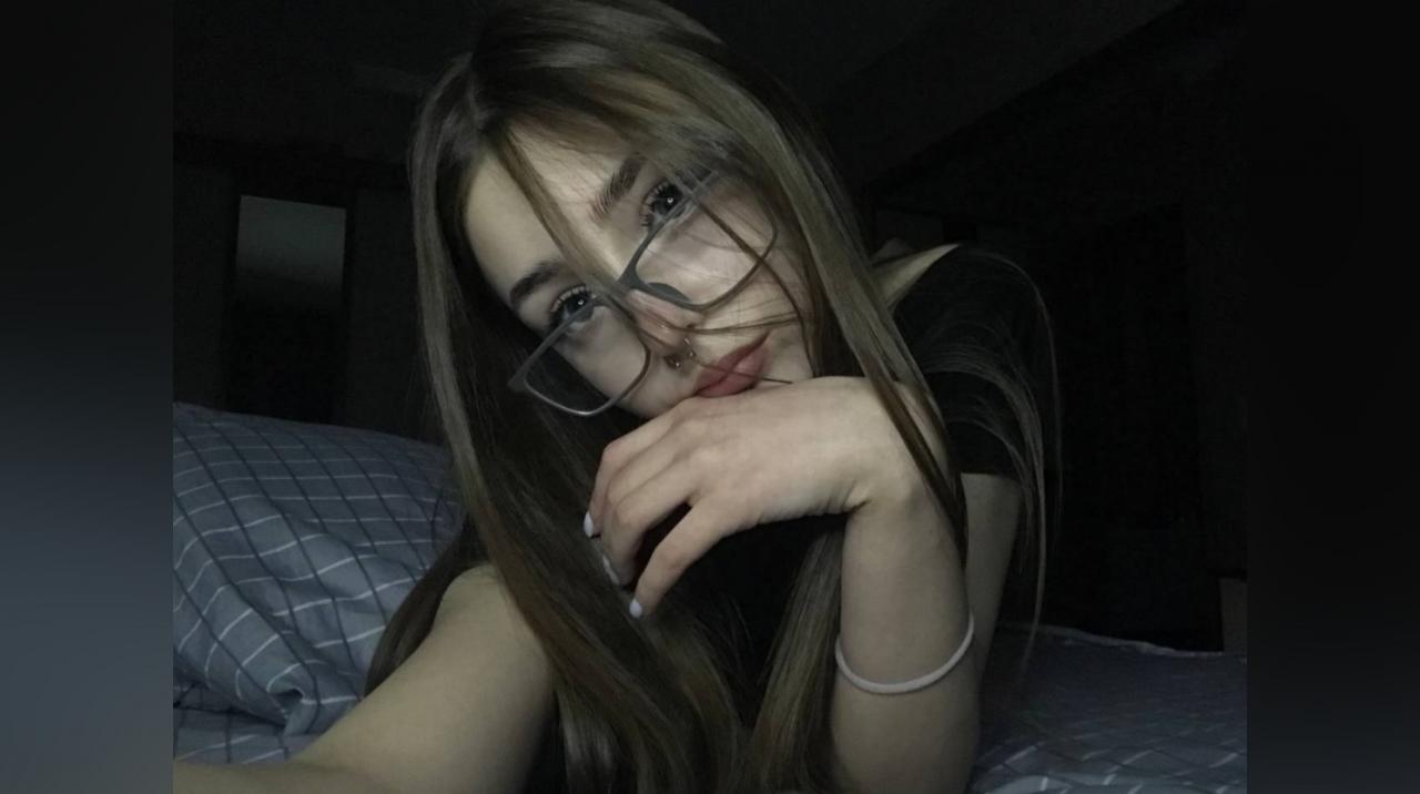 Webcam chat profile for A1melina: Ask about my Hobbies