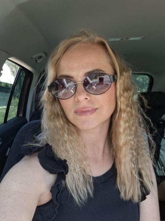Webcam chat profile for TaliaNa: Ask about my Hobbies