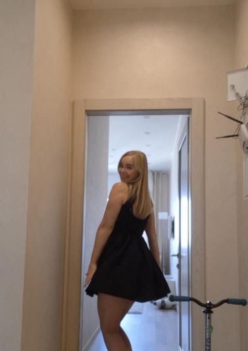 Webcam chat profile for TaliaNa: Ask about my Hobbies