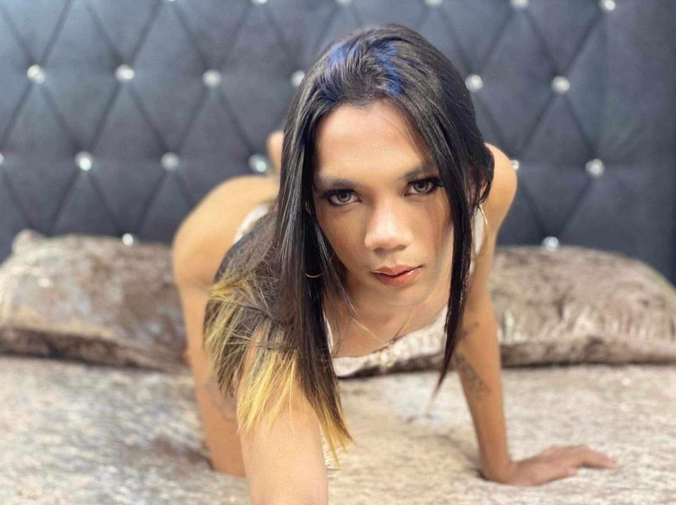 Webcam chat profile for XwildCUcumber: Dominatrix