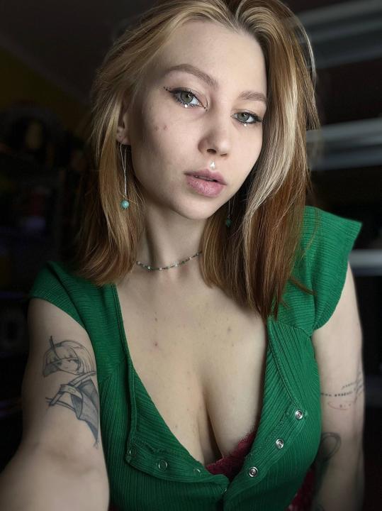 Webcam chat profile for NicoleMoonlight: Leather