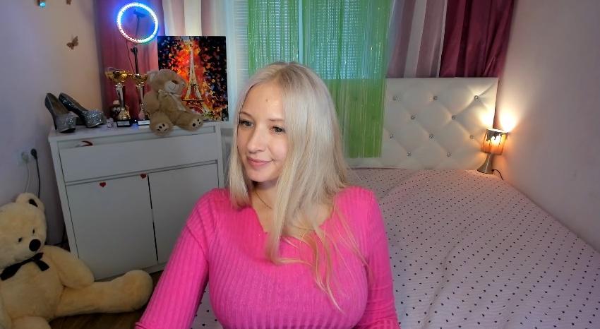 Webcam chat profile for EmillyMiller: Leather