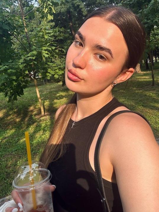 Webcam chat profile for SKarlet: Ask about my Hobbies