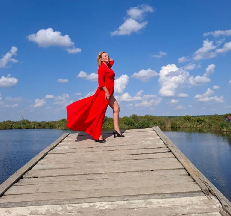 Webcam chat profile for Candy45: Travel