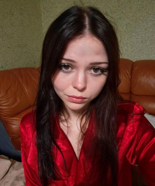 Webcam chat profile for FoxyMieaw: Dancing