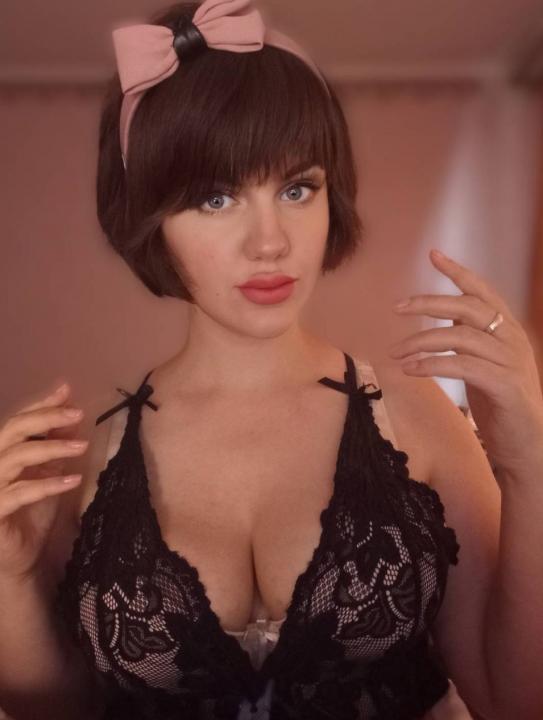 Webcam chat profile for MoonlitSiren