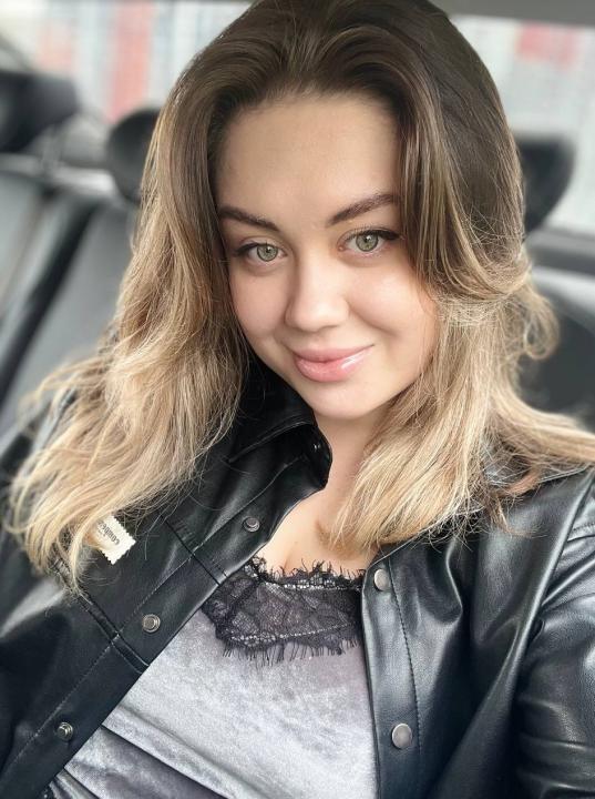 Webcam chat profile for Velissia: Dancing