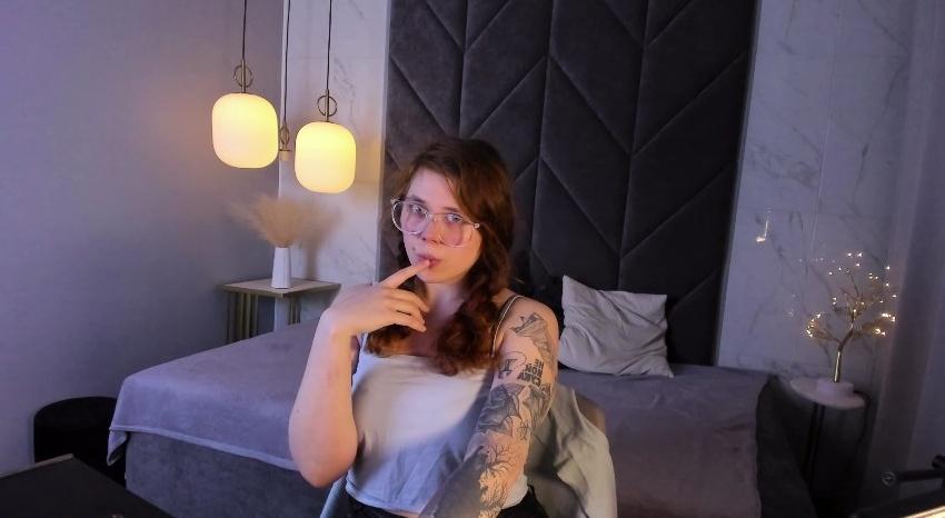 Webcam chat profile for SophiePure: Bondage & discipline