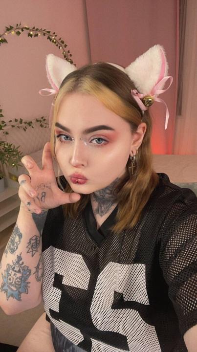 Webcam chat profile for apriladdamss: Dominatrix