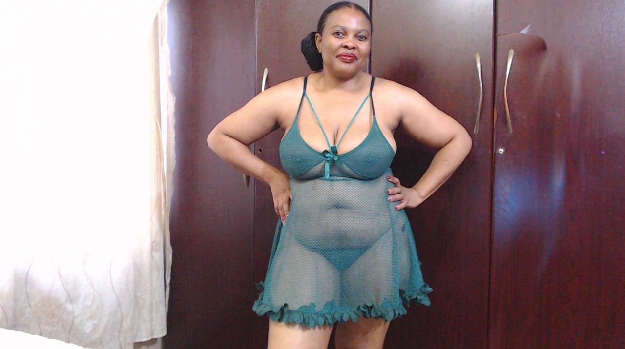 Webcam chat profile for busttyebony: Dominatrix