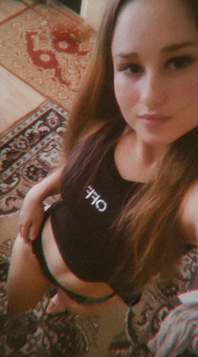 Webcam chat profile for Malinka21