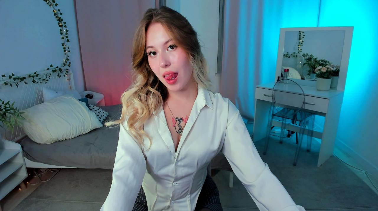 Webcam chat profile for LanaRoselle: Legs, feet & shoes