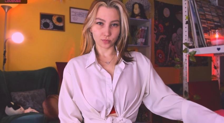 Webcam chat profile for NicoleMoonlight: Leather