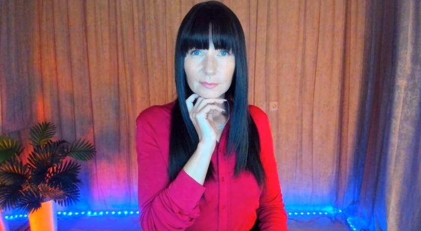 Webcam chat profile for MonicaCheerful: Dominatrix