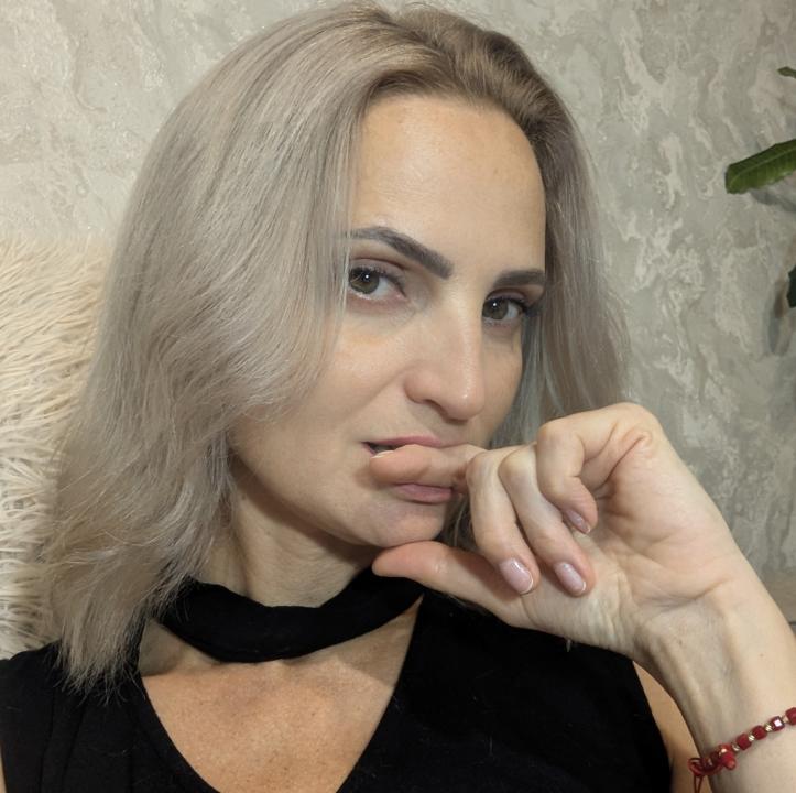 Webcam chat profile for heavenlyqueen: Sports
